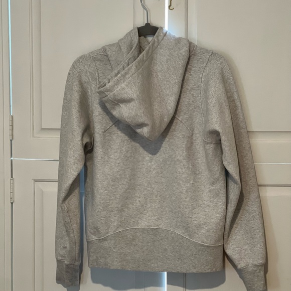 Lululemon Scuba Hoodie, Worn 2x, Bought fall ‘22 - Picture 5 of 6